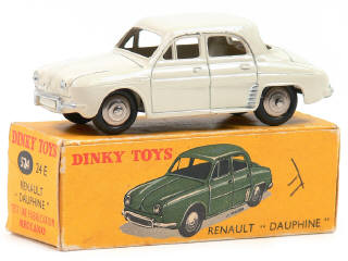 Lot 1069 - DINKY TOYS (FRANCE) (1)