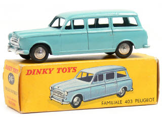 Lot 1076 - DINKY TOYS FRANCE (1)