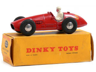 Lot 1053 - DINKY TOYS FRANCE (1)