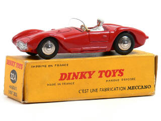 Lot 1048 - DINKY TOYS FRANCE (1)