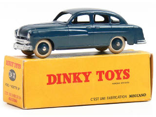 Lot 1140 - DINKY TOYS FRANCE (1)