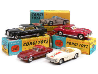Lot 891 - CORGI TOYS (GB) (4)