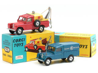 Lot 871 - CORGI TOYS (GB) (2)