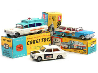 Lot 882 - CORGI TOYS (GB) (3)