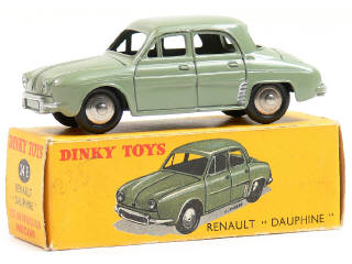 Lot 1070 - DINKY TOYS (FRANCE) (1)