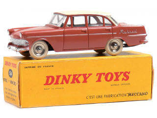 Lot 1179 - DINKY TOYS (FRANCE) (1)
