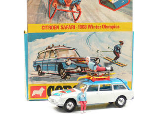 Lot 829 - CORGI TOYS (GB) (1)