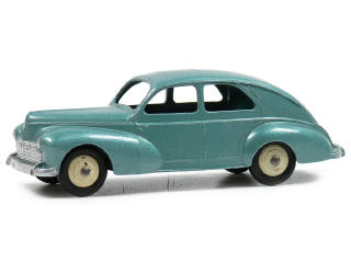 Lot 1117 - DINKY TOYS FRANCE (1)