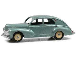 Lot 1109 - DINKY TOYS FRANCE (1)