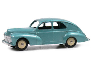 Lot 1113 - DINKY TOYS FRANCE (1)