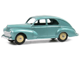 Lot 1108 - DINKY TOYS FRANCE (1)