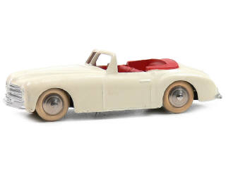 Lot 1122 - DINKY TOYS FRANCE (1)