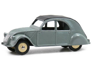 Lot 1126 - DINKY TOYS (FRANCE) (1)
