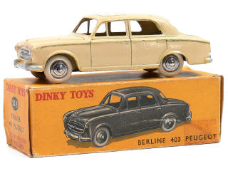 Lot 1057 - DINKY TOYS FRANCE (1)