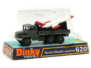Lot 790 - DINKY TOYS GB (1)