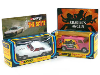 Lot 680 - CORGI TOYS (GB) (2)