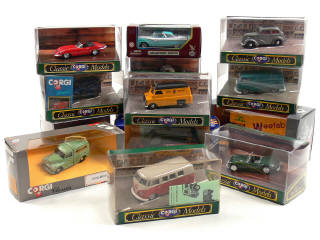 Lot 708 - CORGI TOYS (GB) (13)