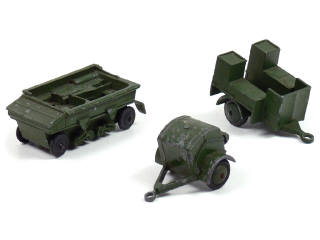 Lot 797 - DINKY TOYS GB (3)