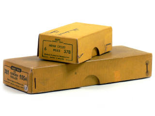 Lot 837 - DINKY TOYS GB (2)