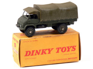 Lot 228 - DINKY TOYS FRANCE (1)