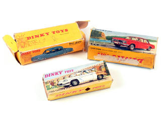 Lot 254 - DINKY TOYS FRANCE (3)