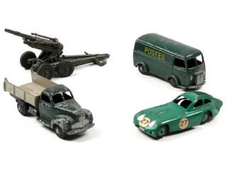 Lot 396 - DINKY TOYS (4)