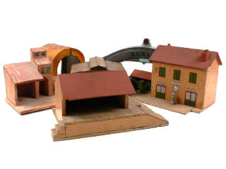Lot 226 - DIVERS (7)
