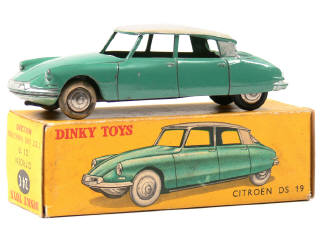 Lot 314 - DINKY TOYS FRANCE (1)