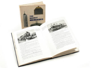 Lot 207 - MOTORBOOKS INTERNATIONAL & EDITIONS DOMINIQUE VINCENT & CIE (2)