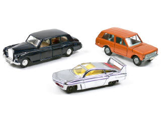 Lot 438 - DINKY TOYS GB (3)