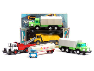 Lot 288 - CRESCENT TOY (GB) (5)