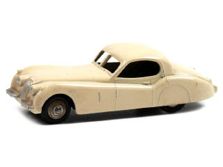 Lot 501 - DINKY TOYS GB (1)