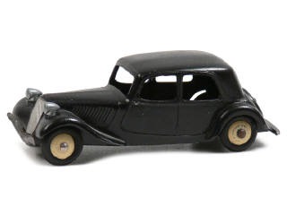 Lot 294 - DINKY TOYS FRANCE (1)