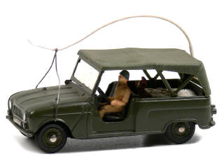 Lot 384 - DINKY TOYS FRANCE (1)