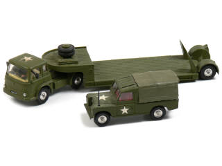 Lot 192 - CORGI TOYS (GB) (2)