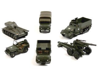 Lot 490 - DINKY TOYS FRANCE (6)