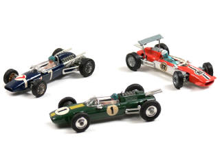 Lot 195 - CORGI TOYS (GB) (3)