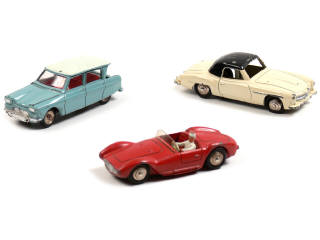 Lot 466 - DINKY TOYS FRANCE (3)