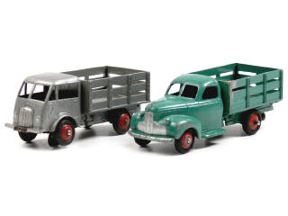 Lot 443 - DINKY TOYS (FRANCE) (2)
