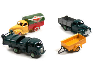 Lot 478 - DINKY TOYS FRANCE (4)