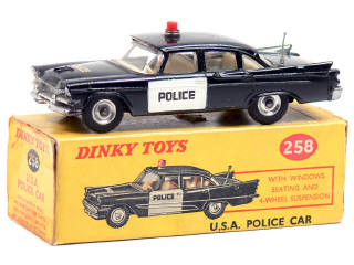Lot 395 - DINKY TOYS GB (1)