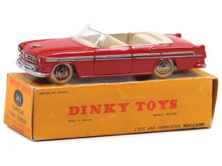 Lot 232 - DINKY TOYS FRANCE (1)