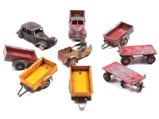 Lot 387 - DINKY TOYS FRANCE (9)