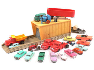 Lot 210 - DIVERS (20)