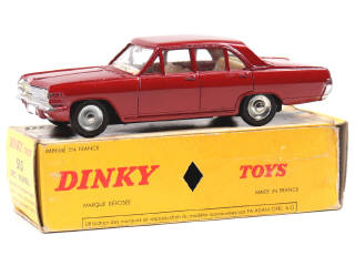 Lot 251 - DINKY TOYS FRANCE (1)