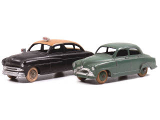Lot 328 - DINKY TOYS FRANCE (2)
