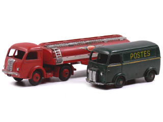 Lot 336 - DINKY TOYS (FRANCE) (2)