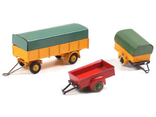 Lot 345 - DINKY TOYS FRANCE (3)