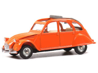 Lot 249 - DINKY TOYS FRANCE (1)