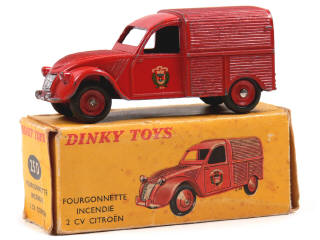 Lot 301 - DINKY TOYS FRANCE (1)